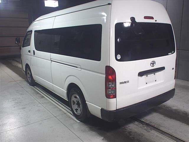 2016 Toyota Hiace